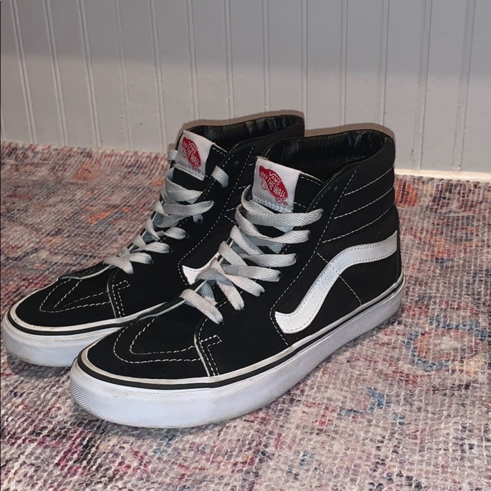 Women’s Sk8-Hi Canvas Black & White
